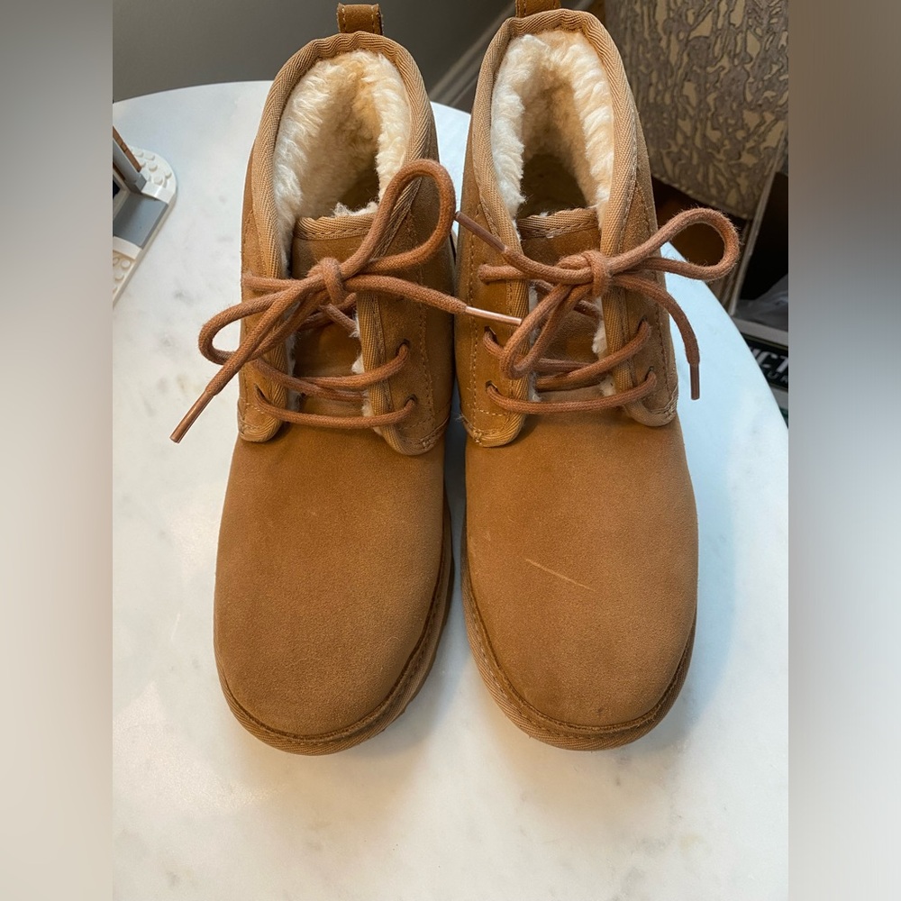 UGG Men's Neumel Classic Boots size 6